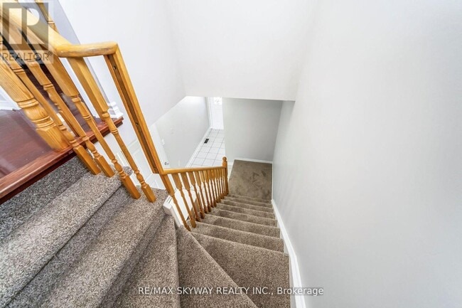Photo du bâtiment - 13 Ozner Ct