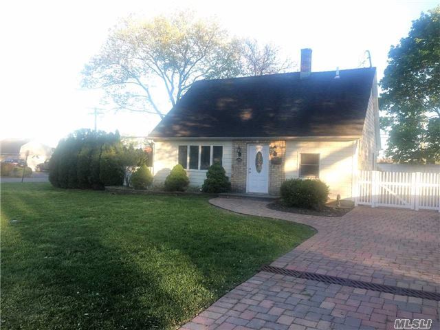 Primary Photo - 280 Lansdowne Ave