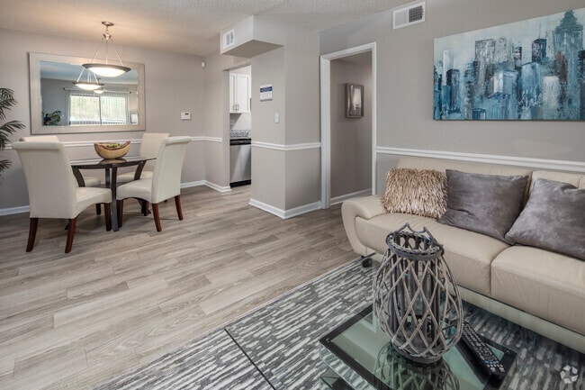 2 beds, 1.5 baths, 950 sq ft - Incline at Crestwood