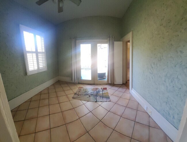 Building Photo - 3067 Browns Valley Rd