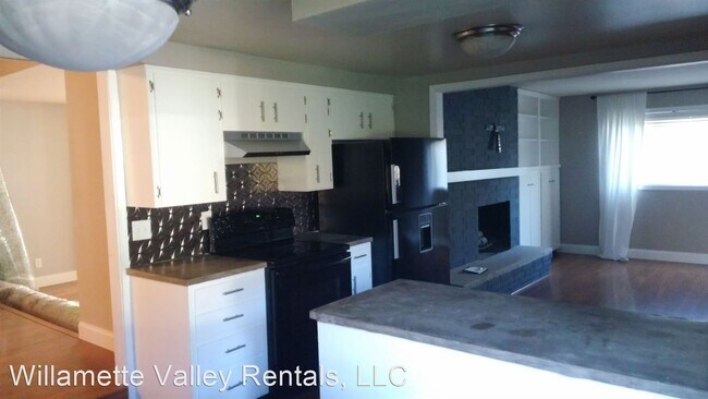 Building Photo - 4 br, 2.5 bath House - 1895 Tabor St
