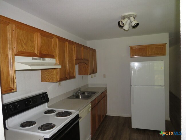 Foto del edificio - 1623 Pontotoc Trce