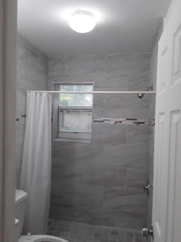 Primary Photo - 2131 Hayes St