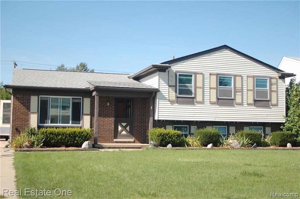 Primary Photo - 4549 Benjamin Dr