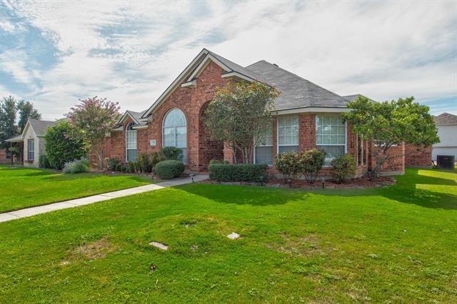 Foto del edificio - 1806 Lake Texoma Cir