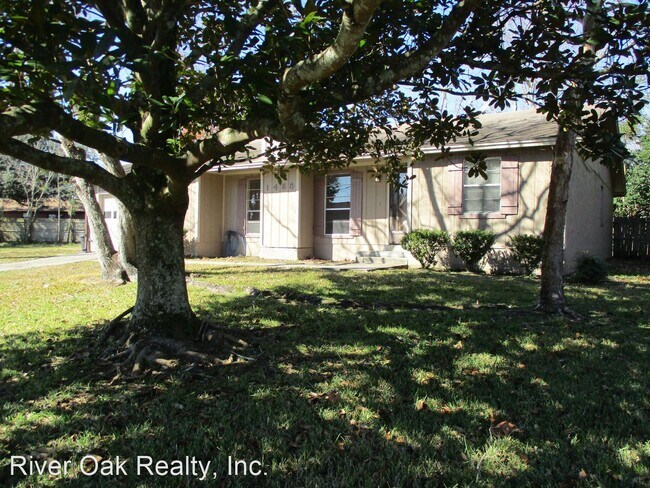 Building Photo - 3 br, 1.5 bath House - 1468  Pawnee Street