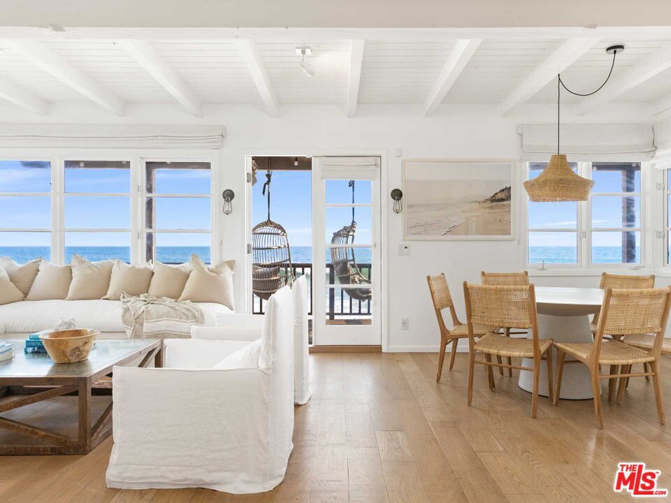 Foto principal - 20816 Pacific Coast Hwy