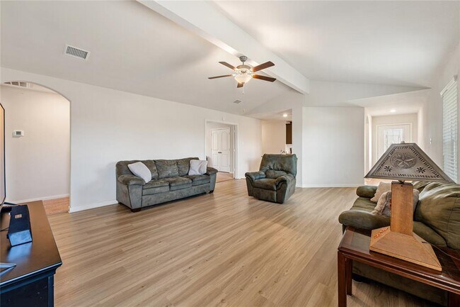 Building Photo - 20810 Solstice Point Dr