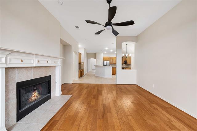 Foto del edificio - 7404 Province St