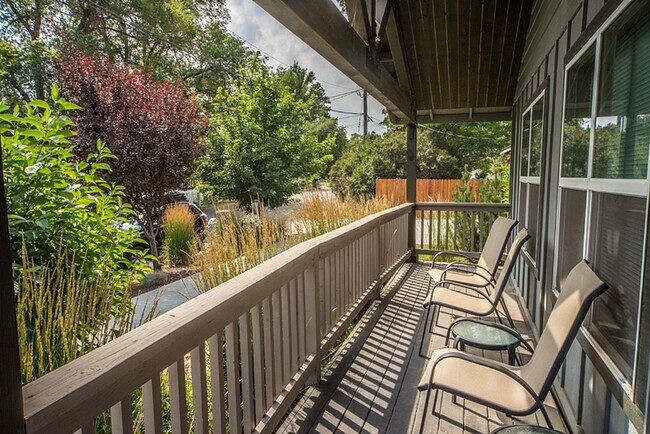 Foto del edificio - 139 SE Heyburn St