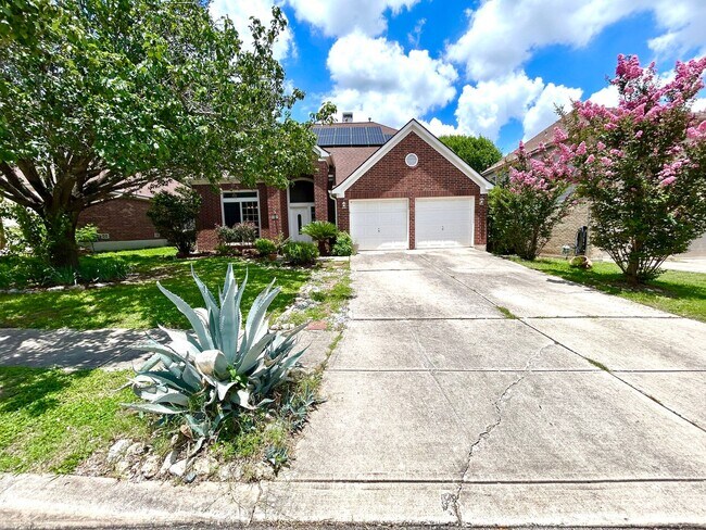 Foto del edificio - 8807 Brae Ridge Dr
