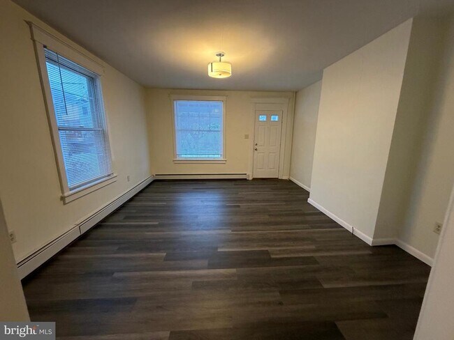 Foto del edificio - 1552 Delaware Ave