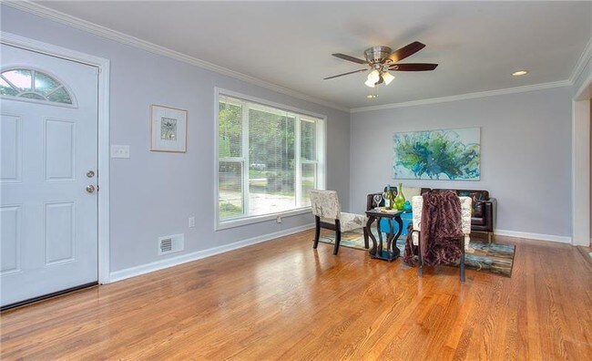 Foto del edificio - 2374 Shamrock Dr