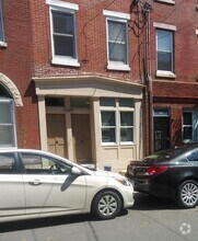Building Photo - 1039 N 4th St