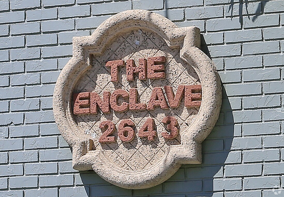 Building Photo - The Enclave