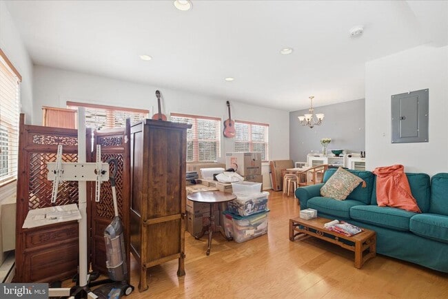 Building Photo - 3260 Gunston Rd