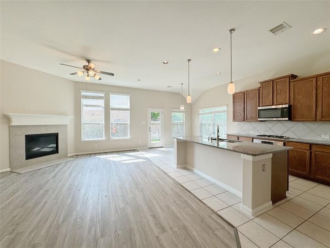 Building Photo - 26315 Reston Hill Ln