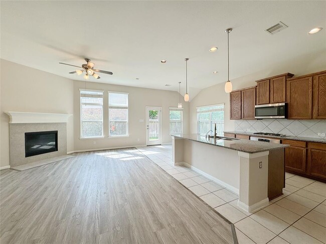 Foto del edificio - 26315 Reston Hill Ln