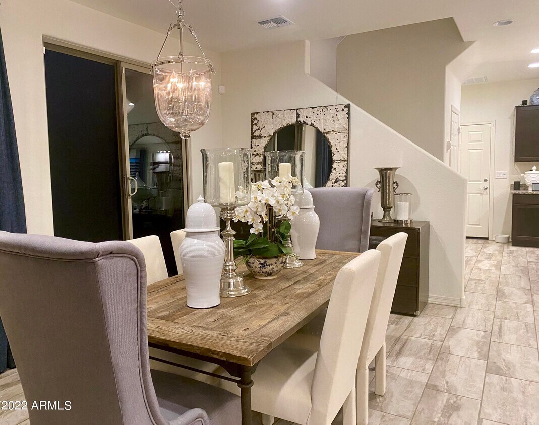 Foto principal - 5744 W Raymond St