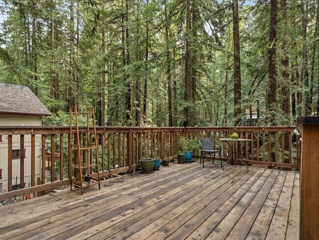 Foto del edificio - 14842 Canyon 1 Rd