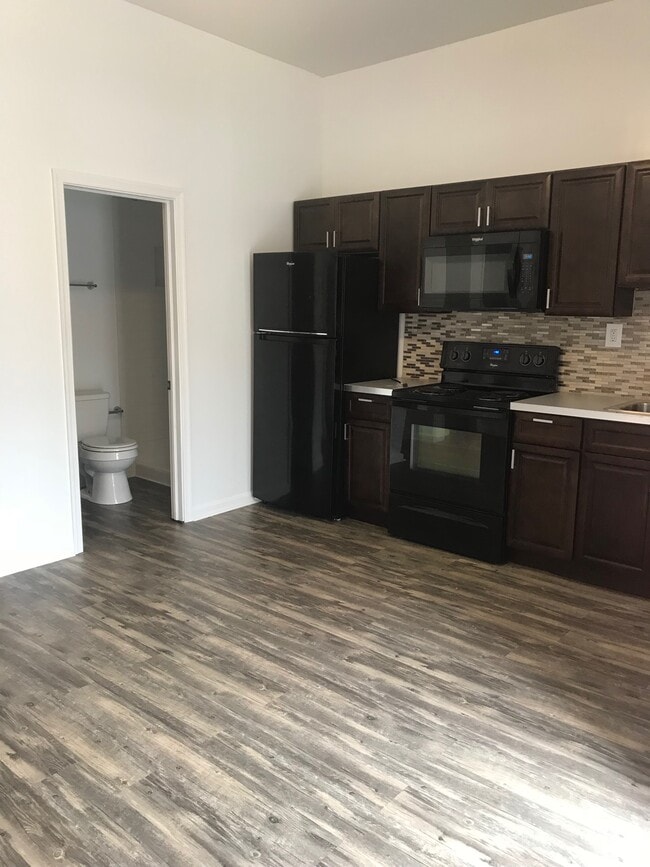 Kitchen & Entry to Bathroom - 2106 E Chelten Ave