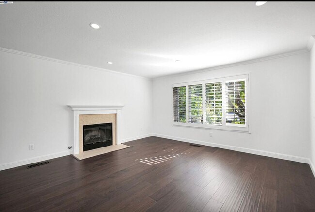 Building Photo - San Ramon 4 Bd / 2.5 Ba Semi Custom Home l...
