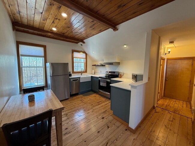 Foto del edificio - 131 School St