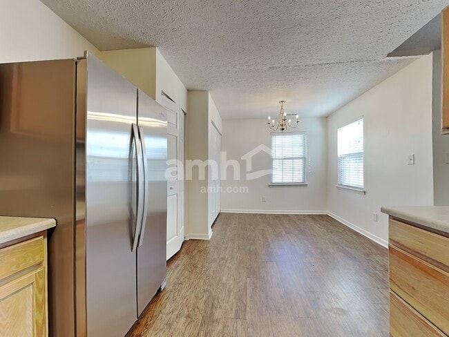 Foto del edificio - 1907 Landon Farms Ln