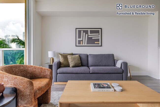 Foto del edificio - 17000 N Bay Rd