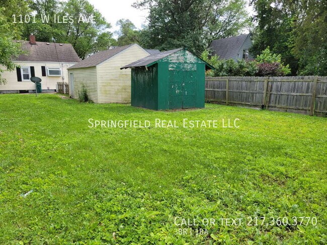Building Photo - 1101 W Iles Ave