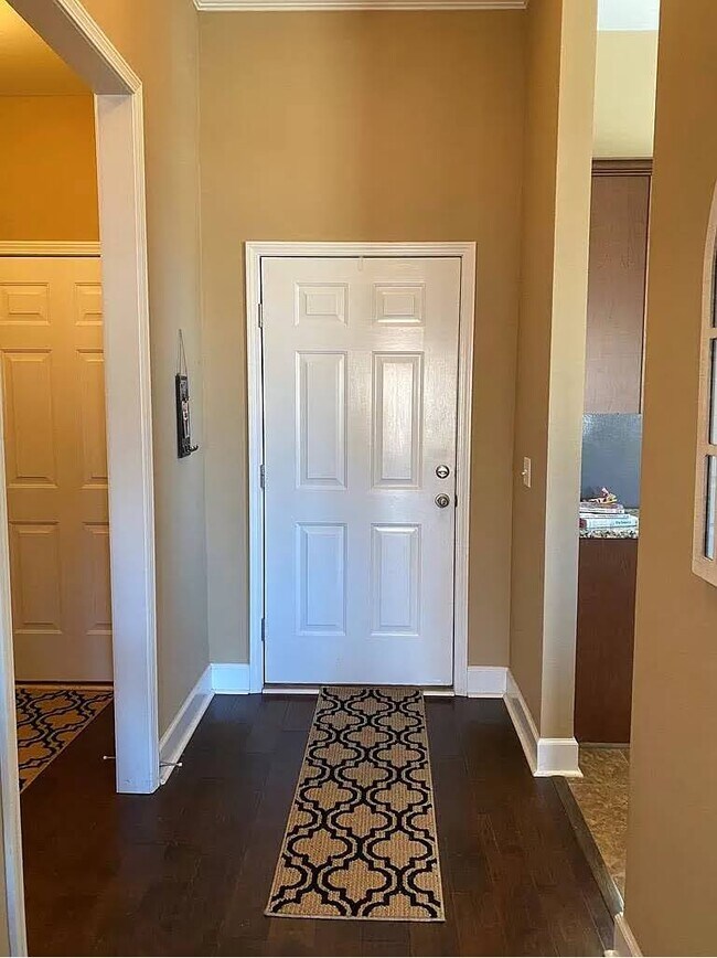 Foto del edificio - 100 Abby Ln