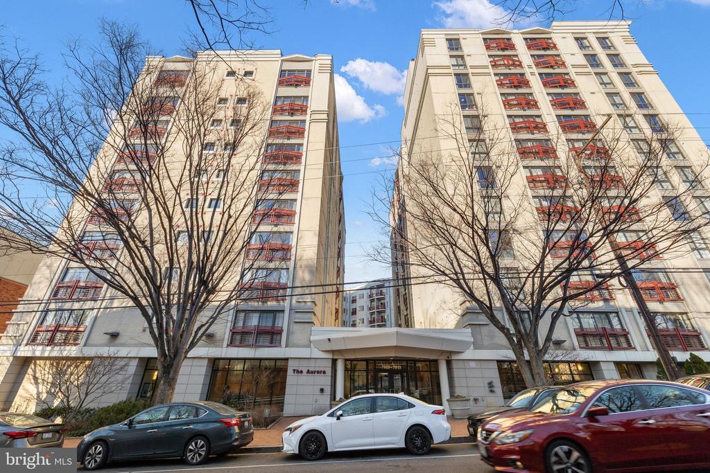 Foto principal - 7923 Eastern Ave NW