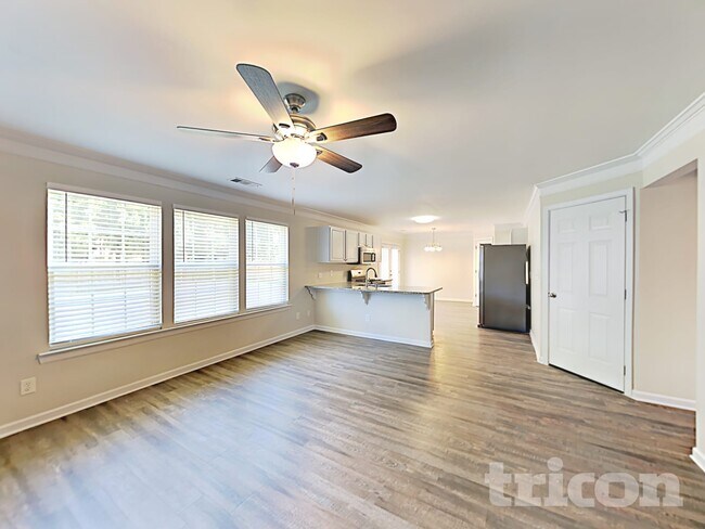Building Photo - 41 Walden Crossing