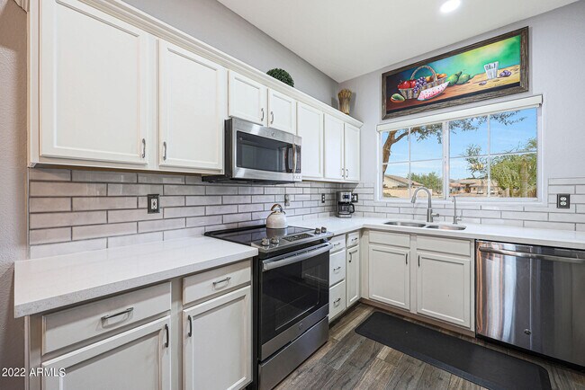 Foto del edificio - 6819 W Bronco Trail