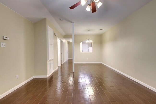 Foto del edificio - 140 Marvin Cove