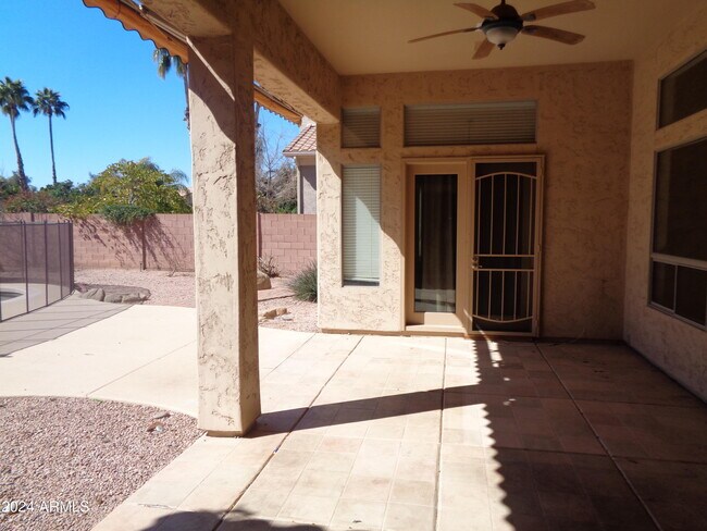 Building Photo - 6139 E Anderson Dr