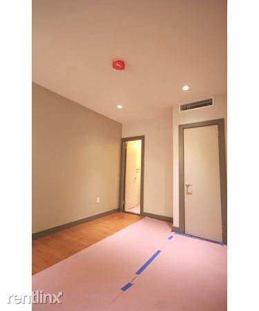 Fotografía del edificio - 159 W 10th St