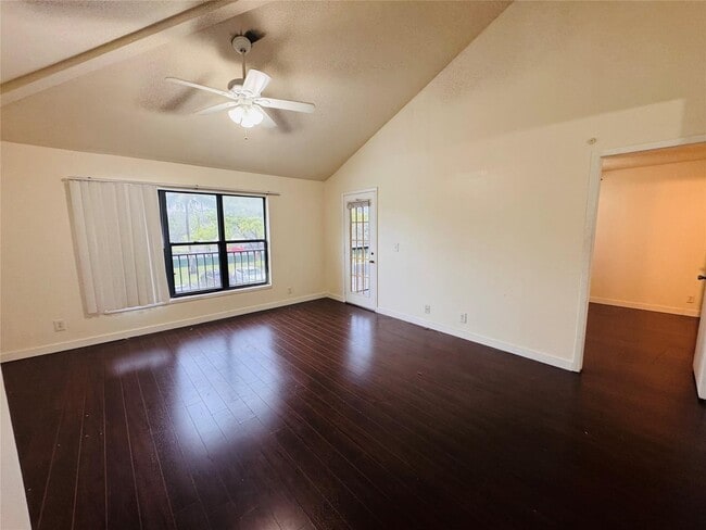 Foto del edificio - 4090 N Pine Island Rd