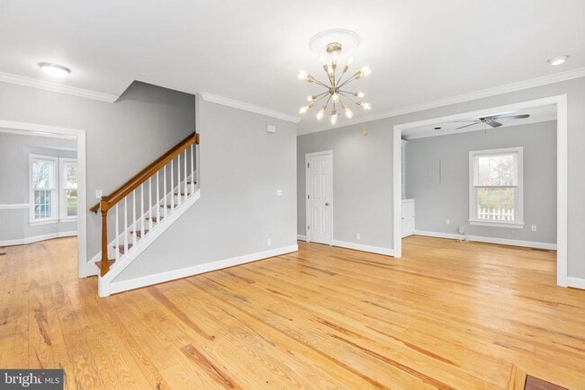 Building Photo - 1445 Heatherstone Dr