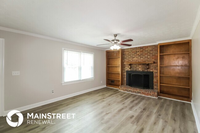 Foto del edificio - 6348 Phillips Pl