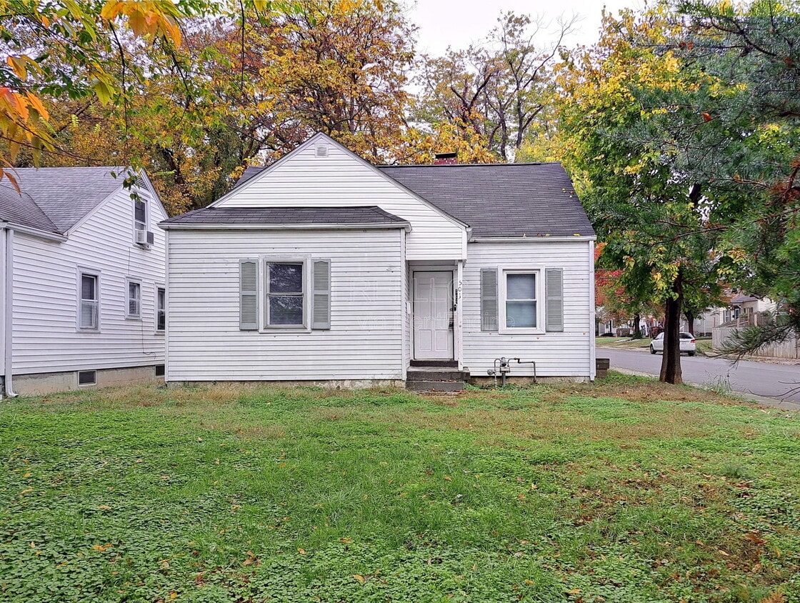 Photo - 501 Carter Ave