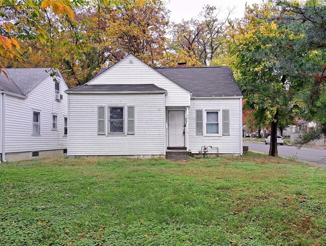 Photo - 501 Carter Ave House