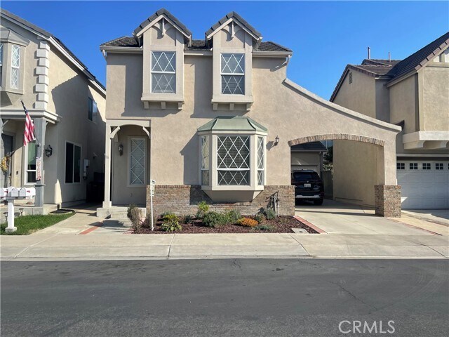 Primary Photo - 16 Leeds Ln