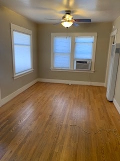 Sala de estar - 1079 Coronado Ave