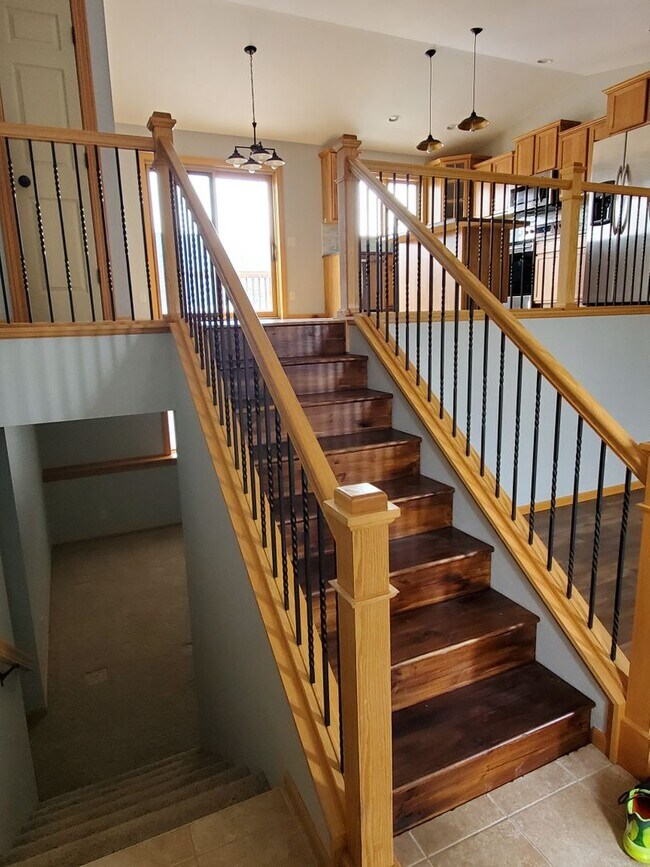 Foto del edificio - Beautiful 4 bedroom pet friendly house on ...