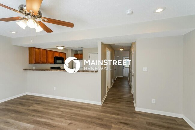 Building Photo - 3 Bedroom Pet-Friendly Home in Nicholasville, KY with Main Street Renewal