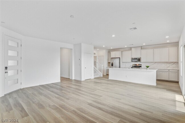 Foto del edificio - 600 Carriage Hill Dr