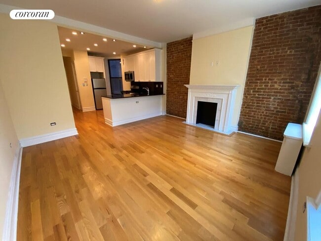 Building Photo - 11 1/2 W 84th St