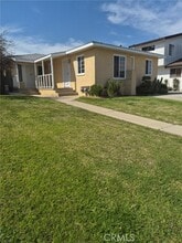 Building Photo - 8437 Lilienthal Ave