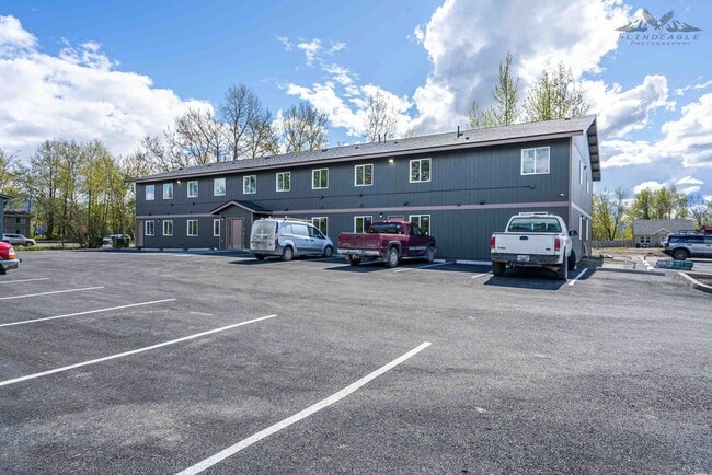 Building Photo - 415 E Beaver Ave